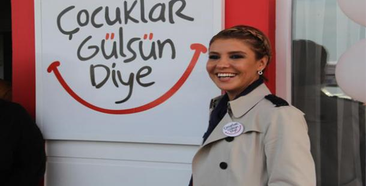 Gülben Ergen Harran\'da Anaokulu Açılışına Katıldı