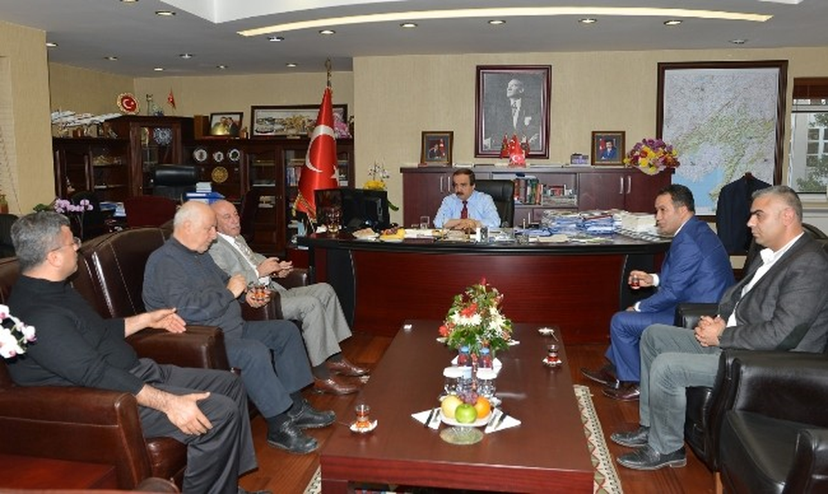 Kamu Müteahhitleri\'nden Vali Coş\'a Ziyaret