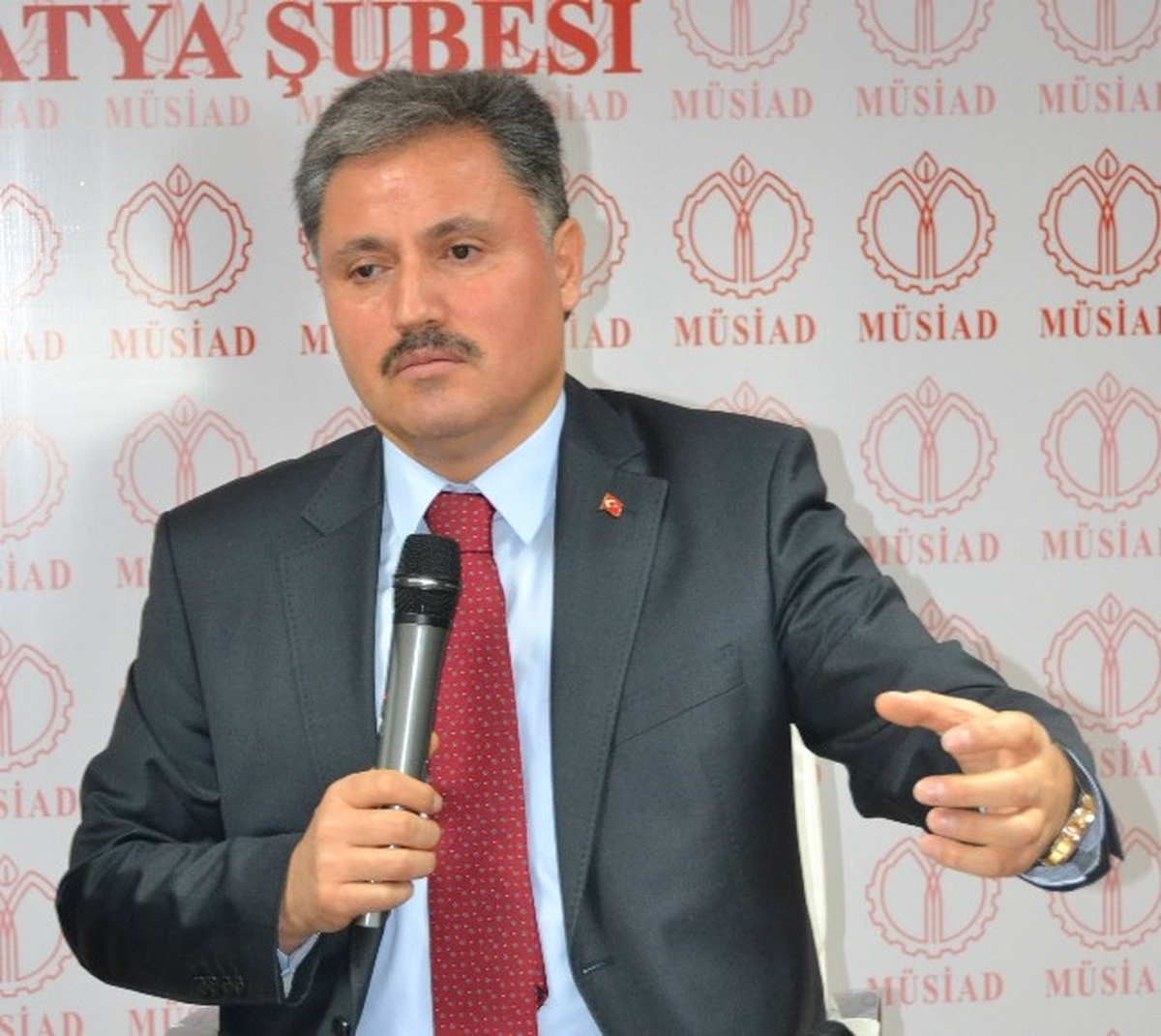 Müsiad, Başkan Adaylarıyla Bir Araya Geldi