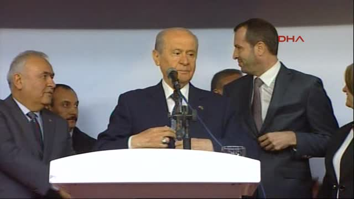 Bahçeli: Kendisini Korumak İçin Yasa Çıkarıyor