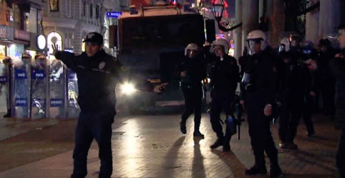 Taksim\'de Polis Müdahalesi