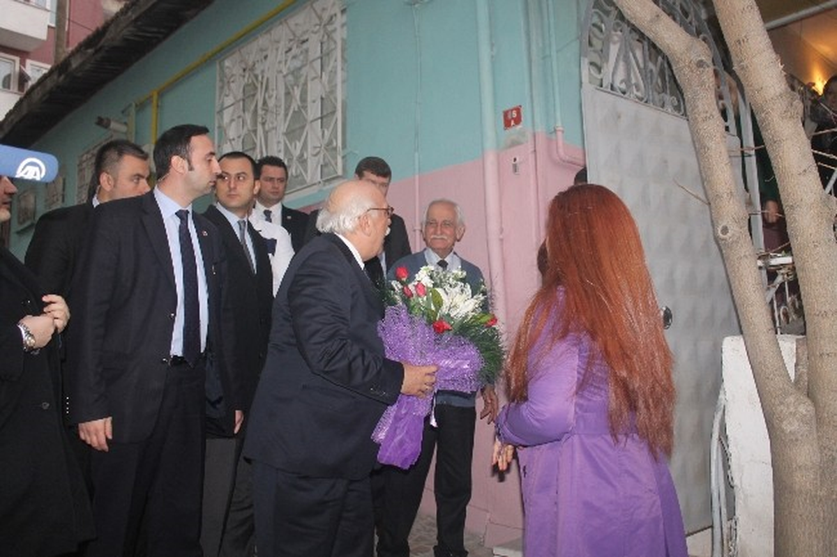 Bakan Nabi Avcı, Öğretmenini Ziyaret Etti.