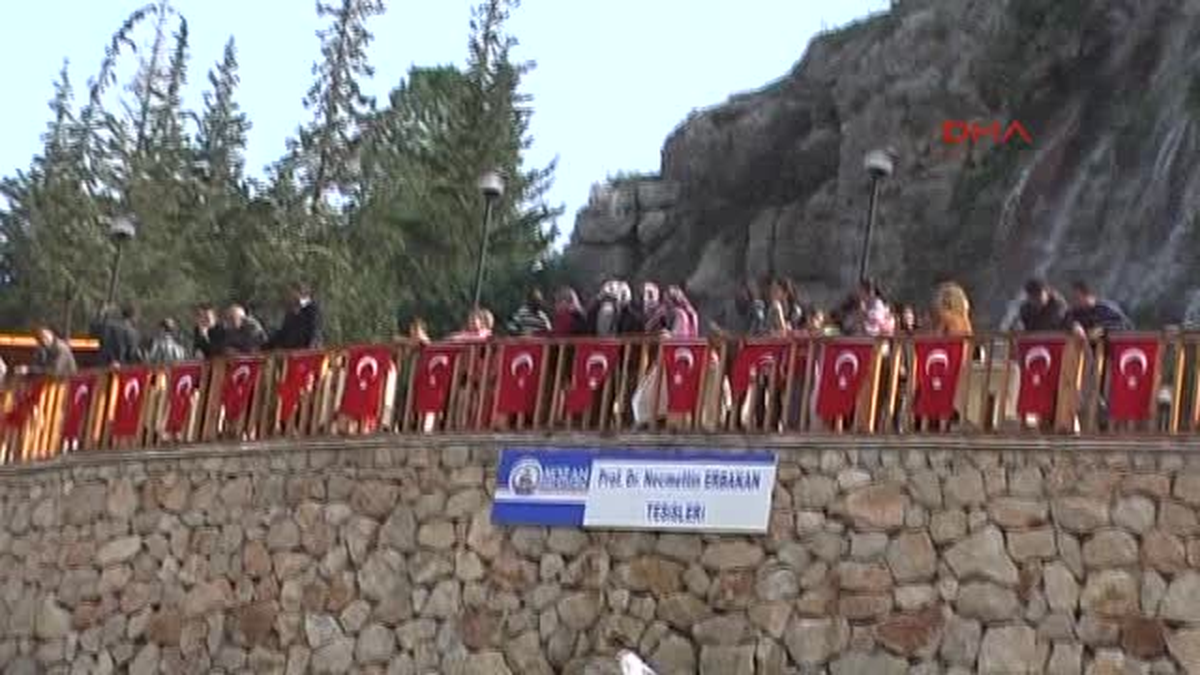 Bakan Yılmaz, Erbakan\'ın Adını Taşıyan Şelale Tesislerini Açtı