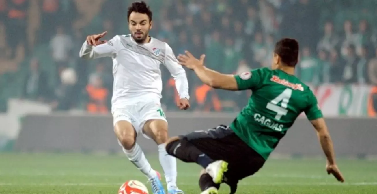 Bursaspor\'da Volkan Şen Sakatlandı