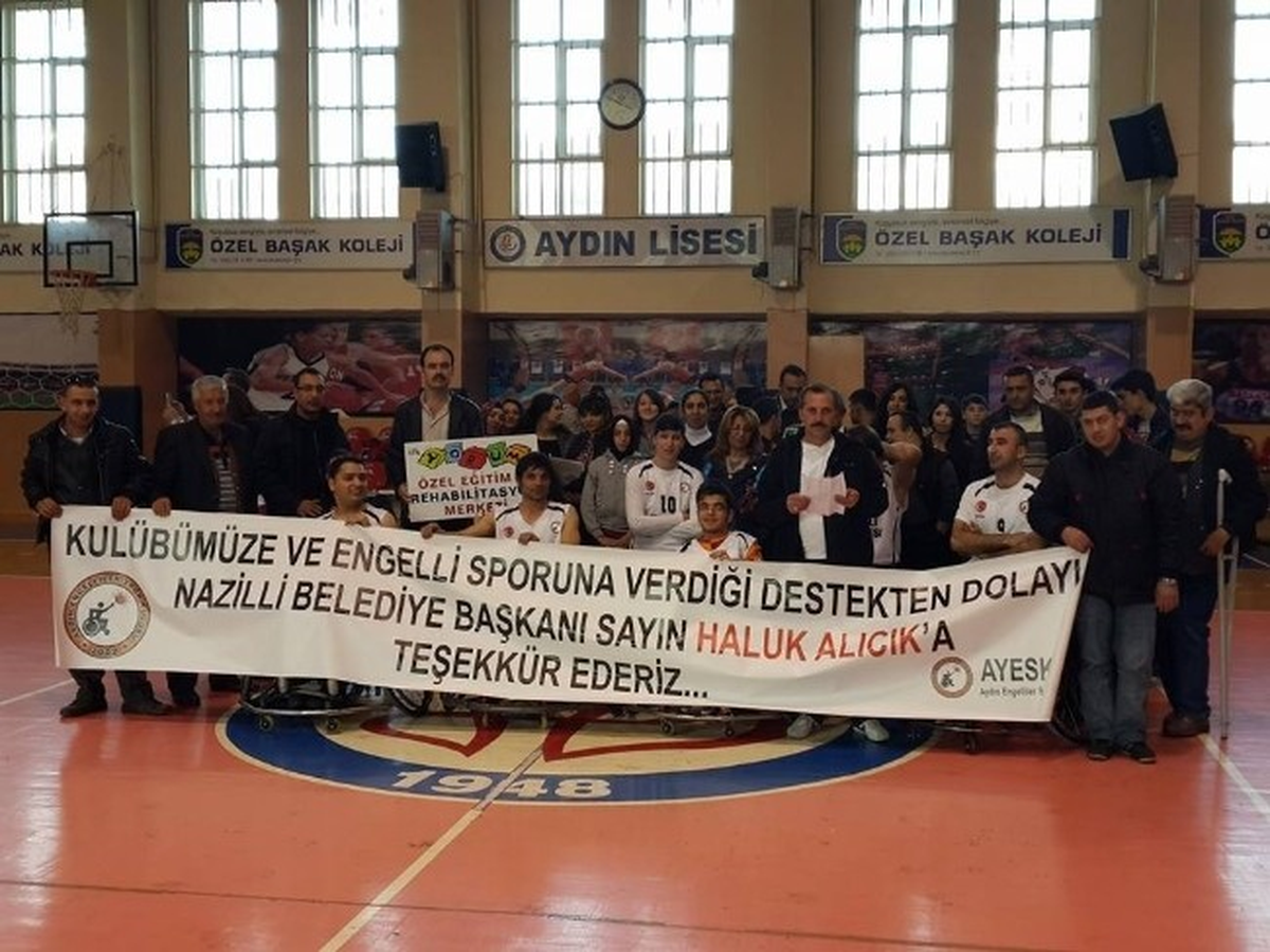 Engelsizler, Kocaeli\'ni Farklı Geçti