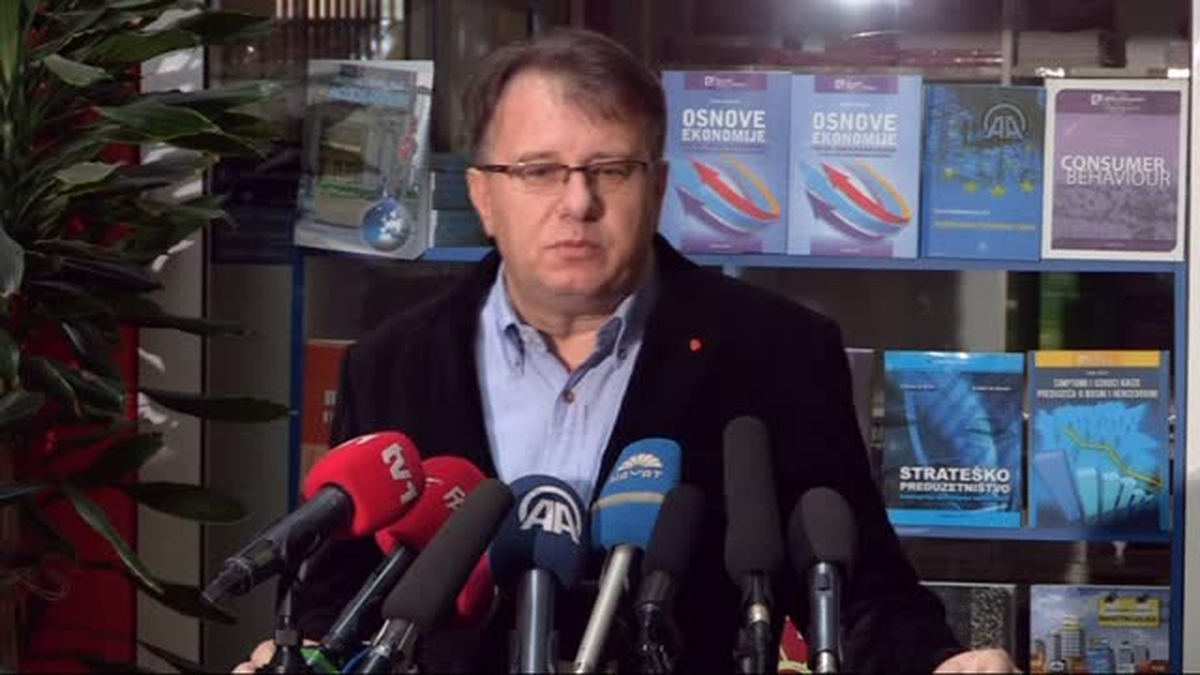 Nikşiç - Bosna Hersek\'teki protestolar (2) -