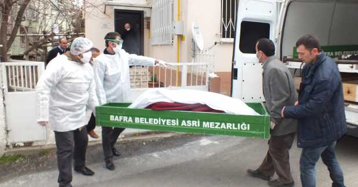 Samsun\'da Bir Kadın Evinde Ölü Bulundu