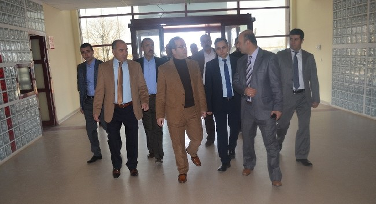 Altaç, Diyarbakır\'daki Sağlık Yatırımlarını Değerlendirdi