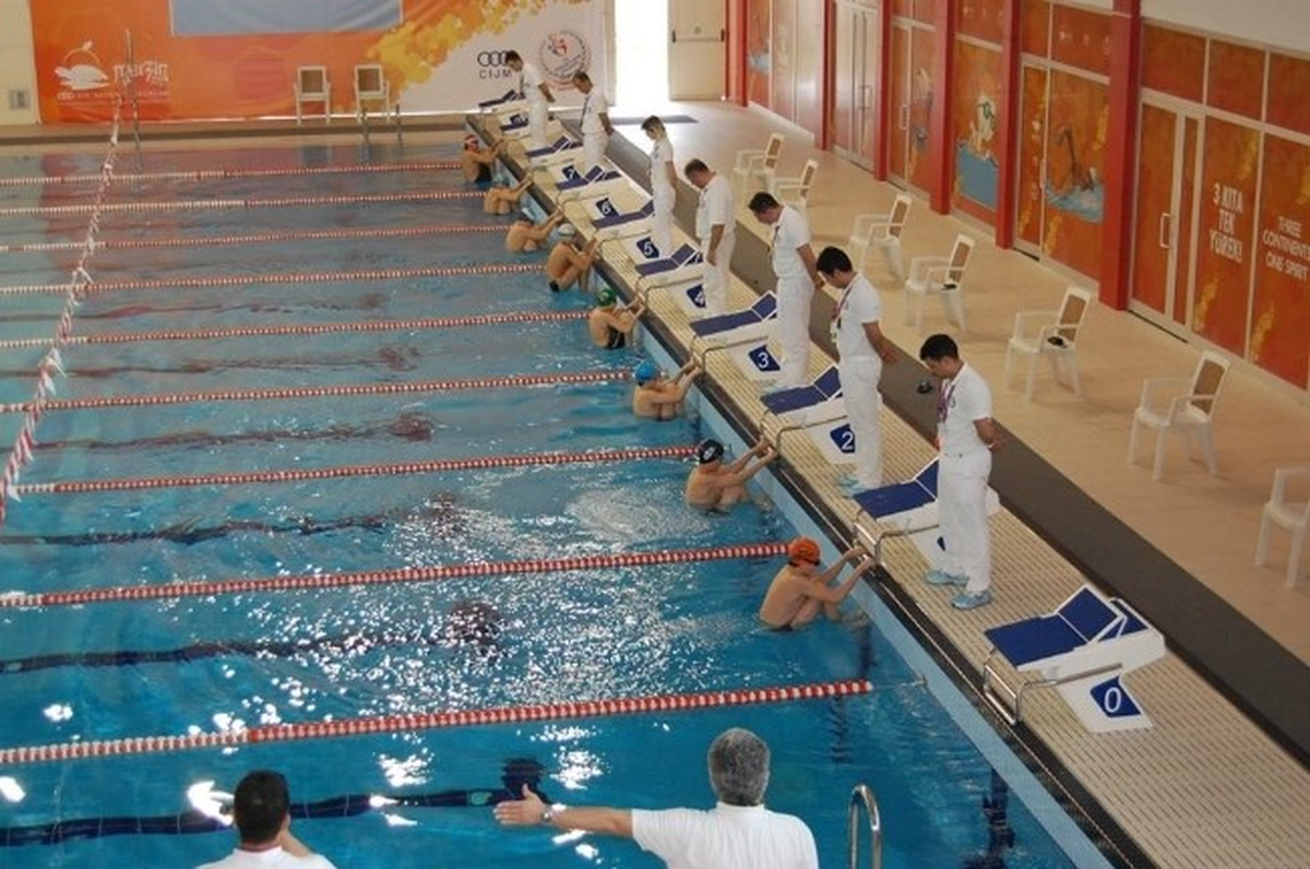 Anadolu Yıldızlar Ligi Yüzme Grup Müsabakaları Mersin\'de Yapıldı