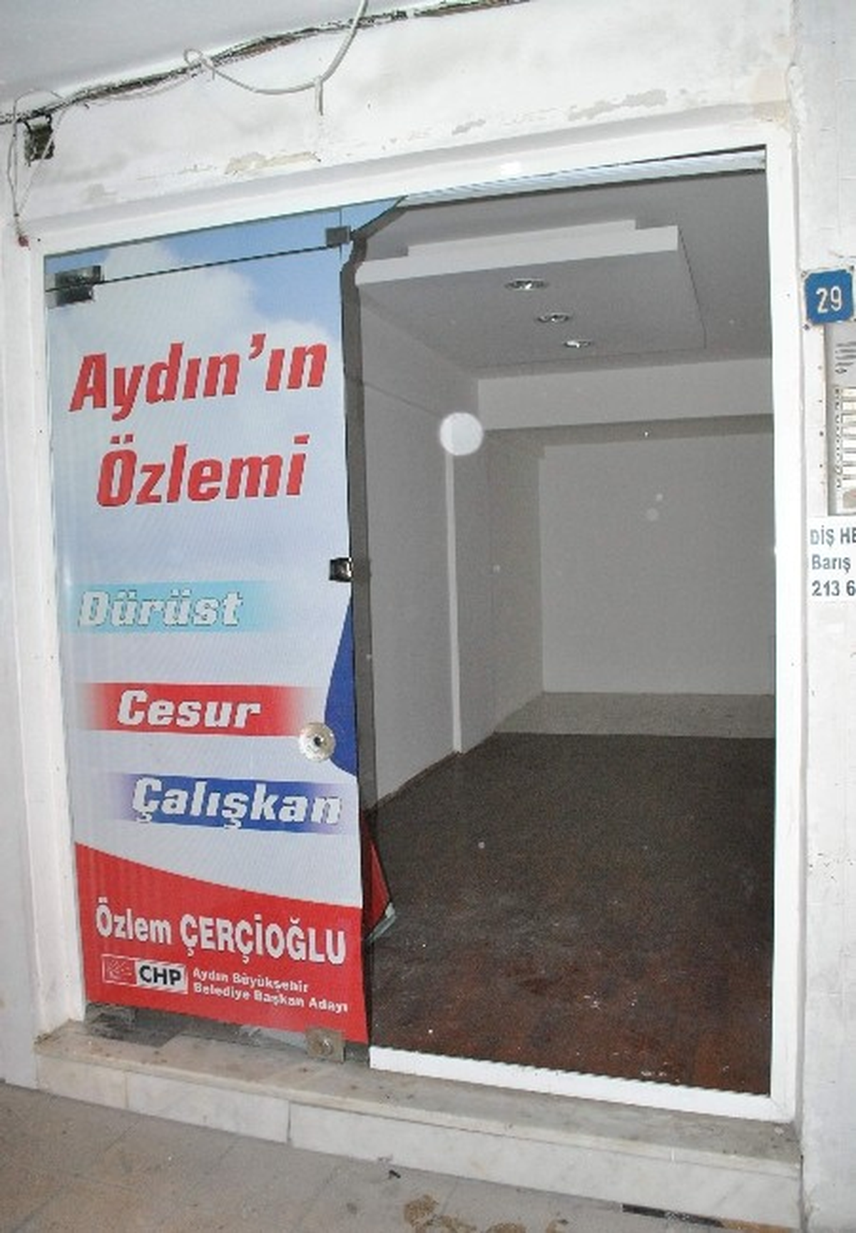 Başkan Çerçioğlu\'nun Seçim Bürosuna Saldırı