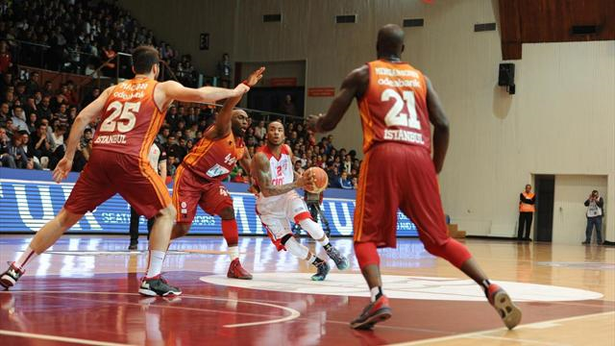 Tofaş - Galatasaray Liv Hospital: 67-60