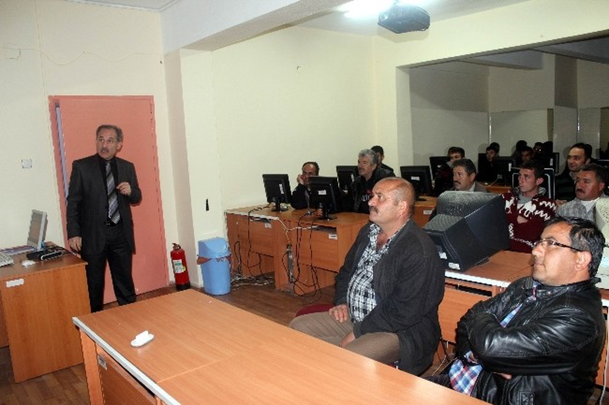 Beyşehir\'de Pazarcılara Hijyen Eğitimi
