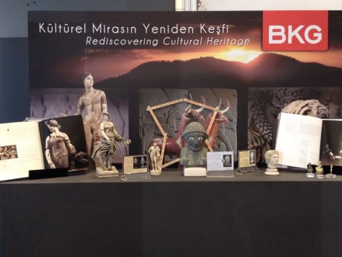 BKG, Osmanlı\'nın ilk parfümü Buhur Suyu\'nu \'Alldesign 2014\'te Sergiledi