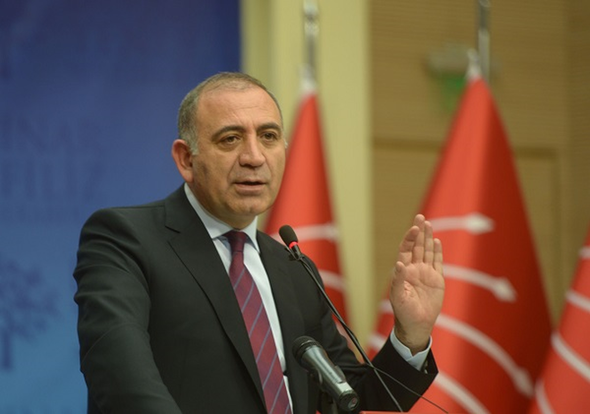 CHP MYK Olağanüstü Toplandı