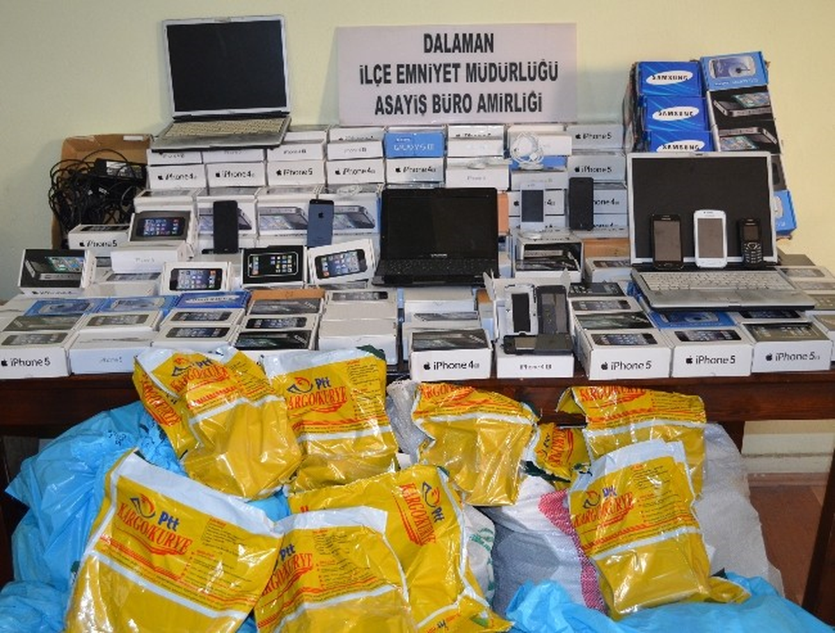 Dolandırıcılara İçi Boş Sahte Telefon Operasyonu