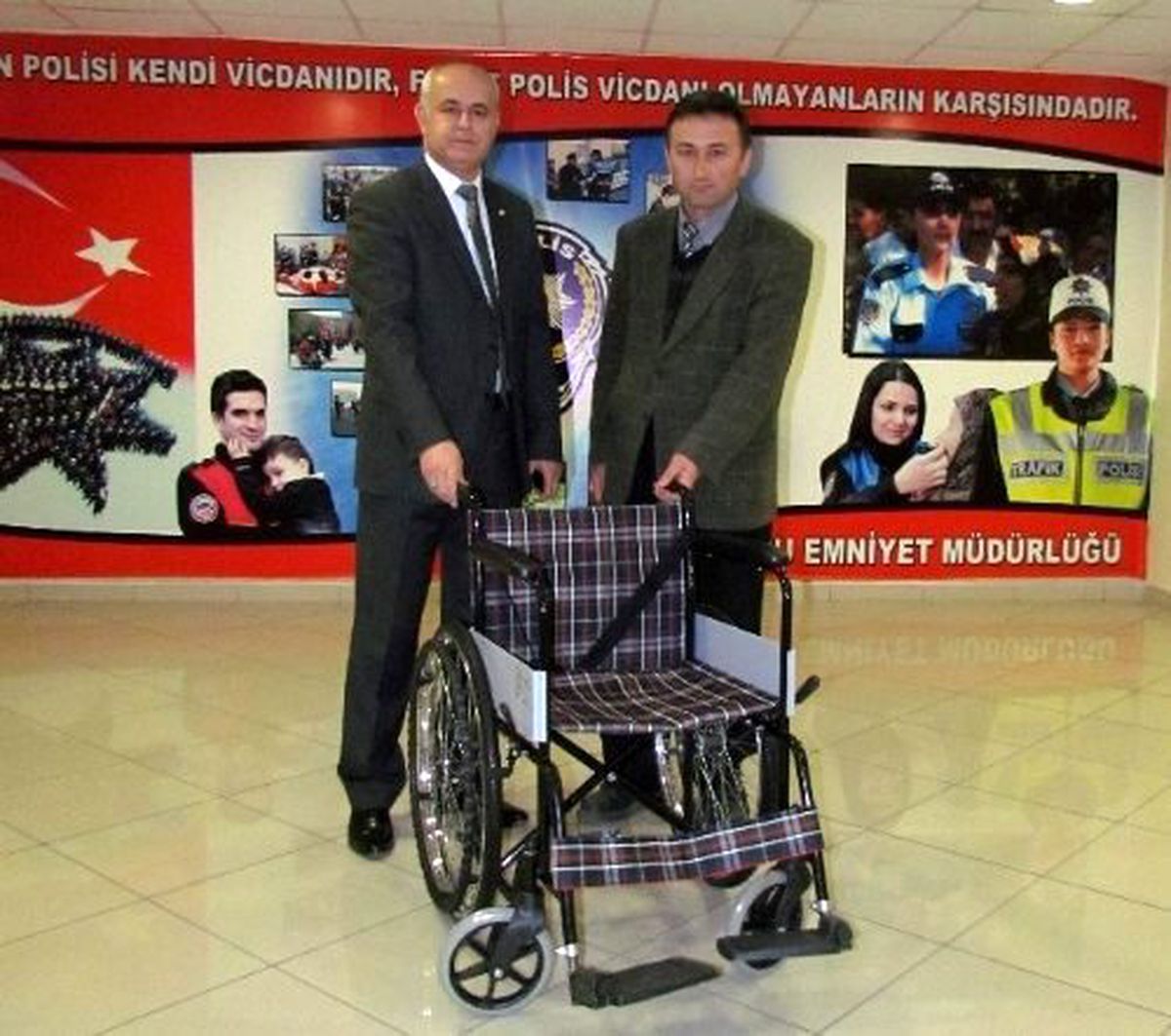 Kastamonu\'da Tekerlekli Sandalye Yardımı