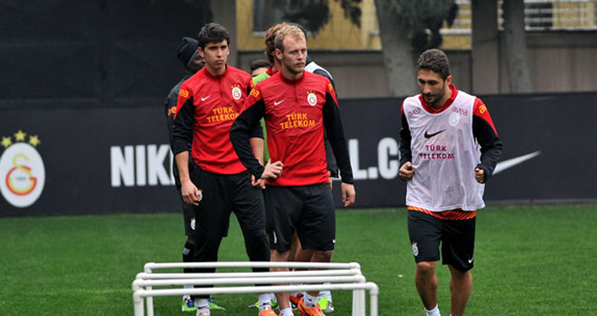 Galatasaray\'da Semih Şoku!
