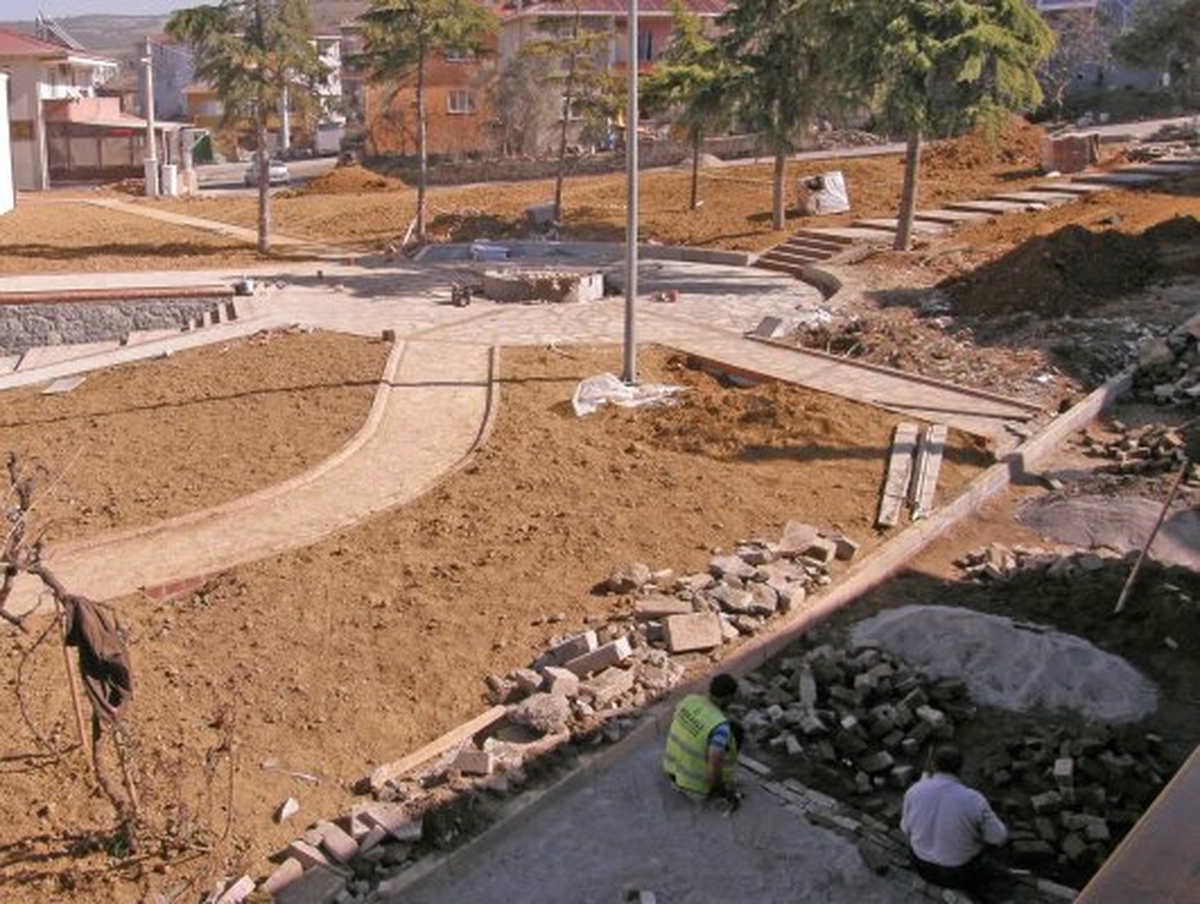 Gebze\'nin Tavşanlı Köyüne Meydan
