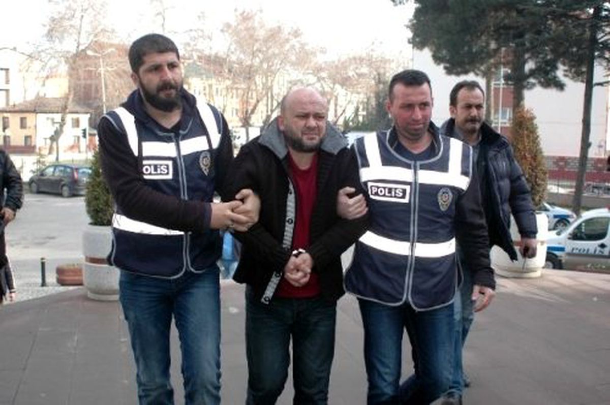 Eğlence Merkezinde Kavga: 3 Yaralı