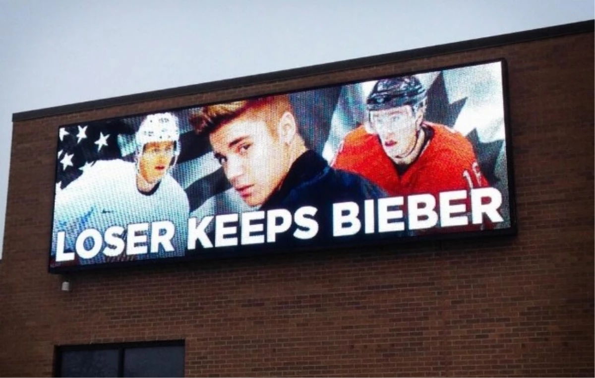 Justin Bieber\'ı "Billboardla" Kızdırdılar