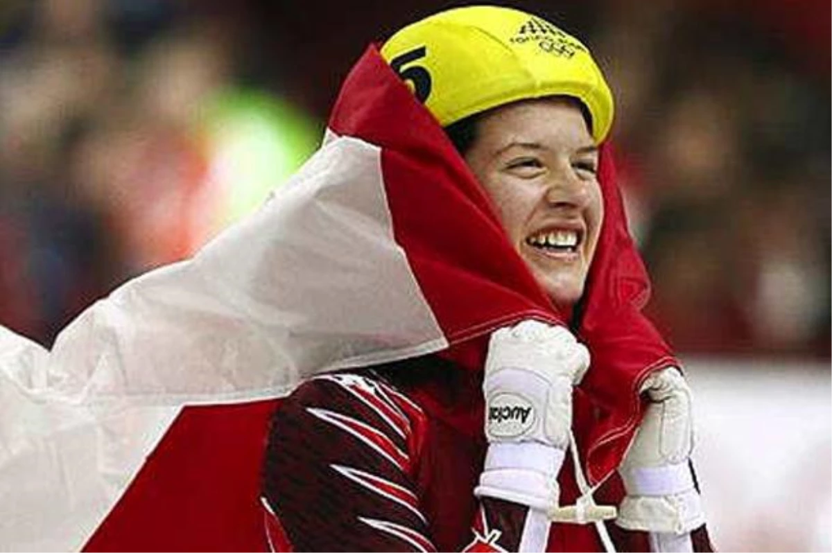 Kanadalı Sporcu Olimpiyat Madalyasını Satışa Çıkardı