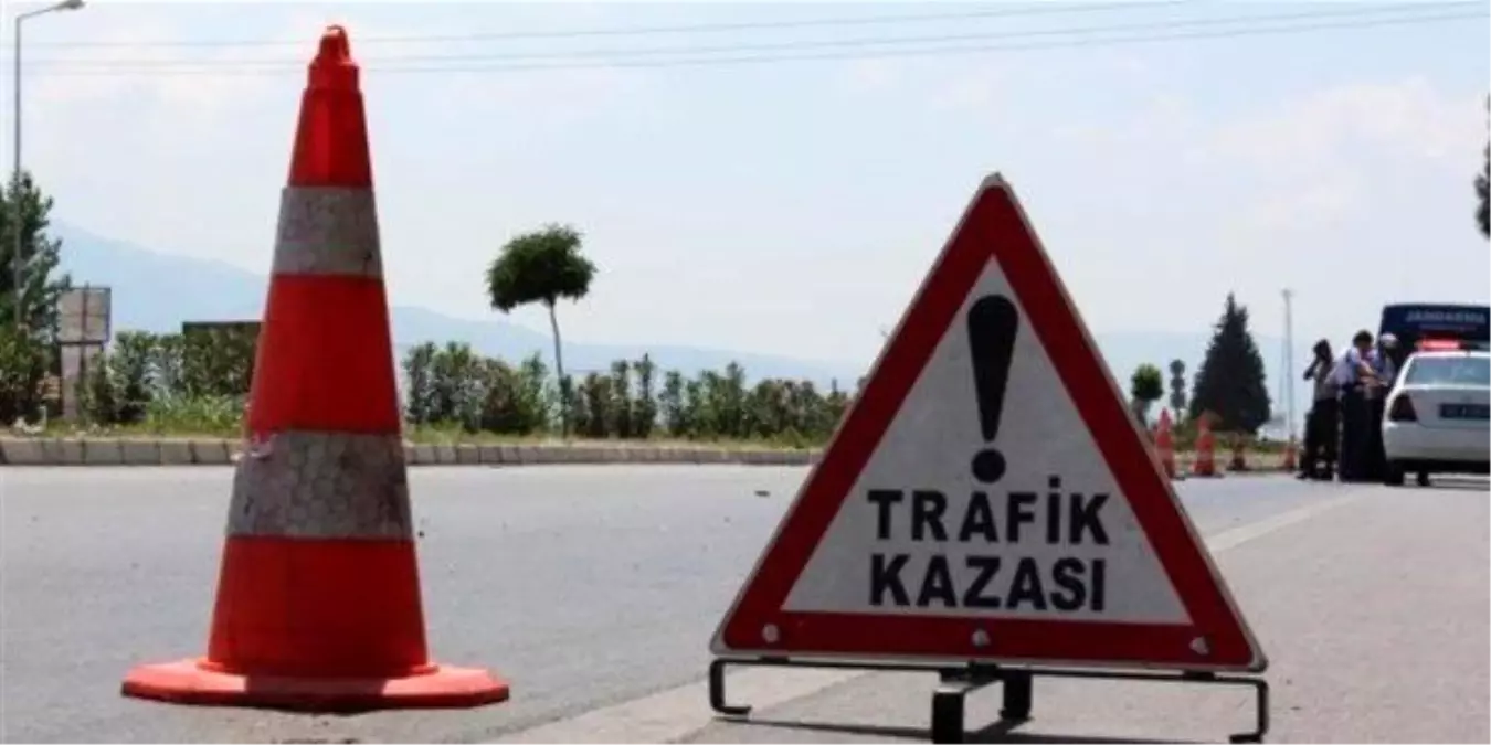 Manisa\'da Trafik Kazası: 5 Yaralı