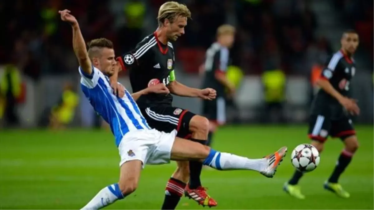 Real Sociedad'ın Yıldızı Seferovic Gözaltında Alındı