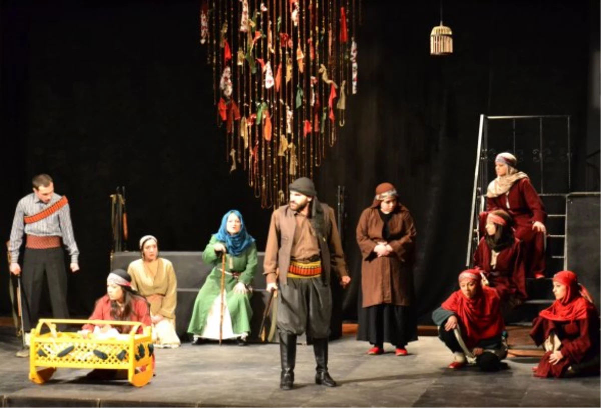 Gaziantep Şehir Tiyatrosu Töre ile Perde Dedi