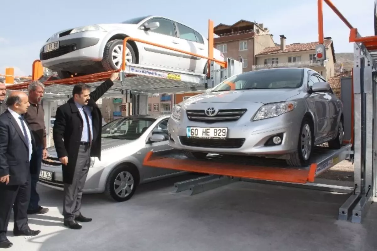 Tokat'a Asansörlü Otopark