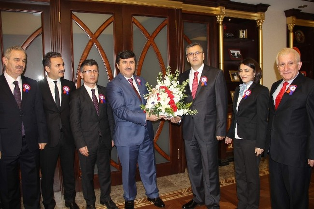 Trabzon, Türkiye Genelinde Vergi Tahakkukunda 24., Tahsilatta 21. Sırada