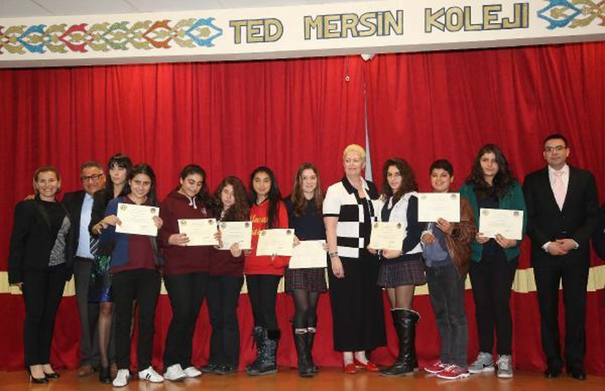 Mersin\'de Access Öğrencilerine Konsolostan Sertifika