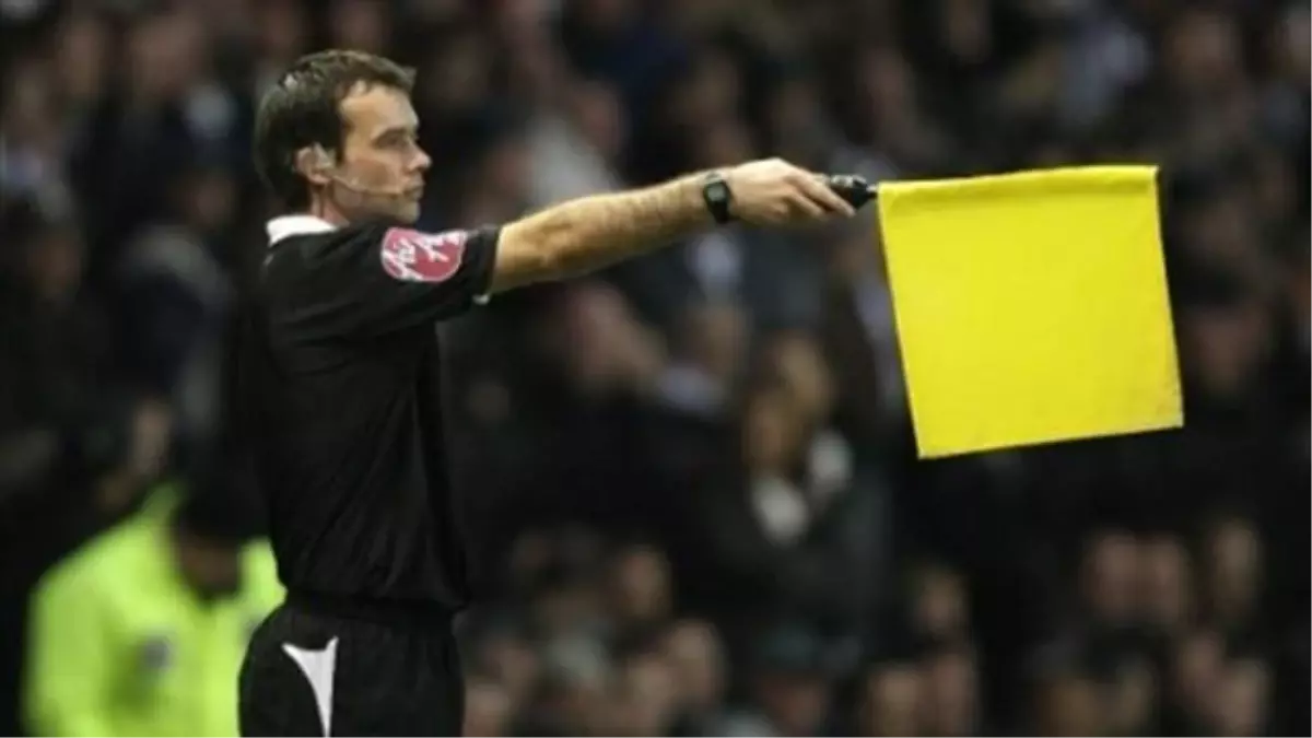 Aranızda Hakem Var Mı?"