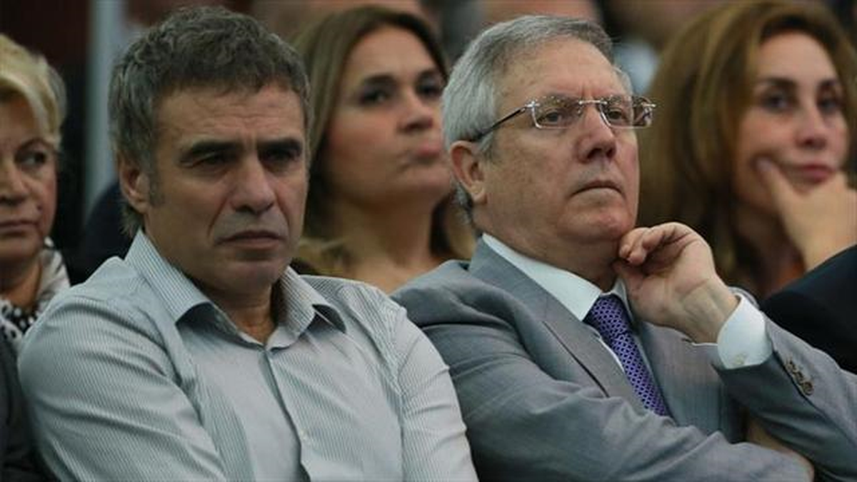 Aziz Yıldırım\'dan Ersun Yanal\'a Telefon