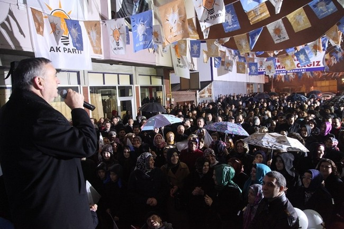 Başkan Toçoğlu Serdivan\'da Stk, Esnaf ve Vatandaşlar ile Bir Araya Geldi
