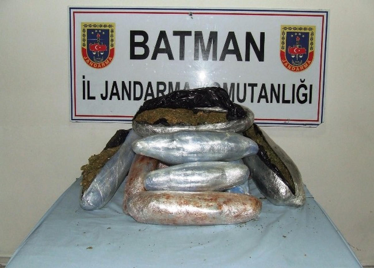 Batman'da 15 Kilogram Esrar Ele Geçirildi