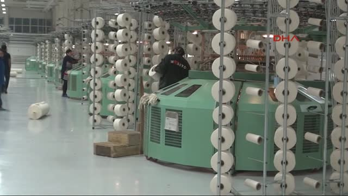 Bavul Ticareti ile Geldiği Rusya'da Tekstil Fabrikası Kurdu