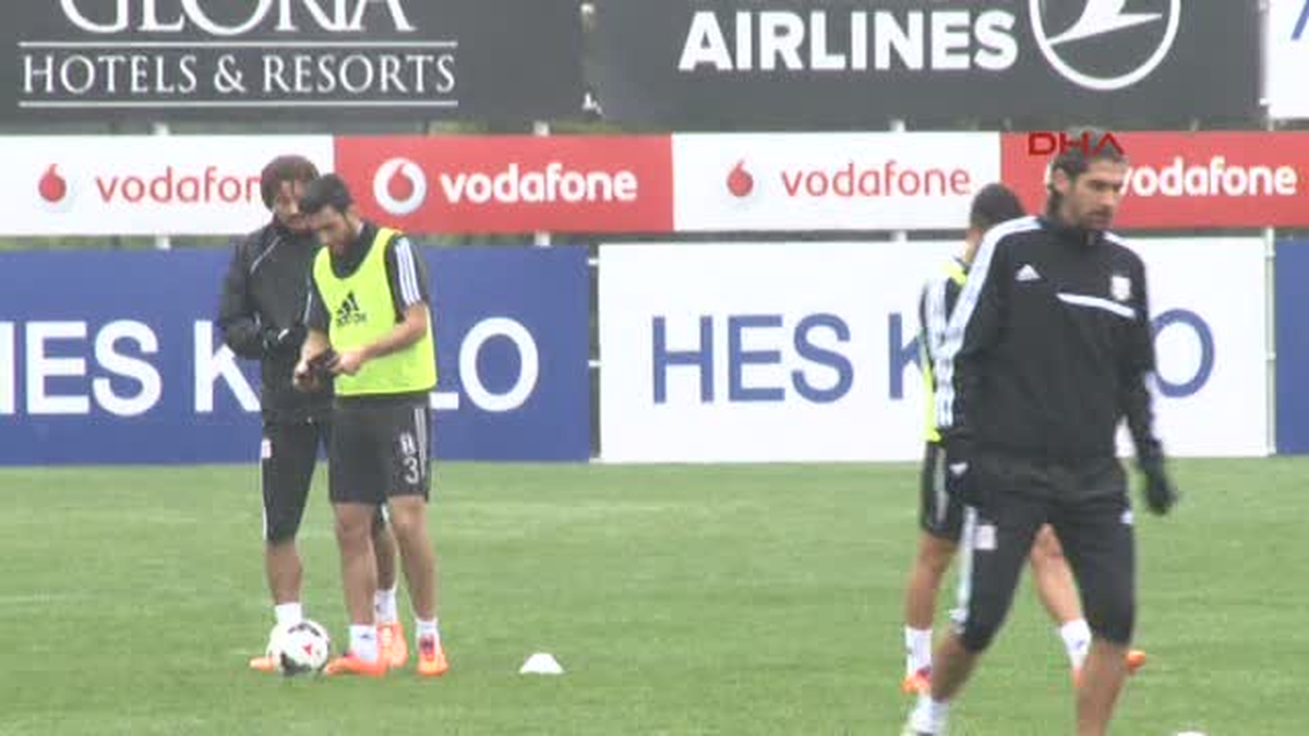 Beşiktaş, M.p. Antalyaspor Maçına Hazırlanıyor