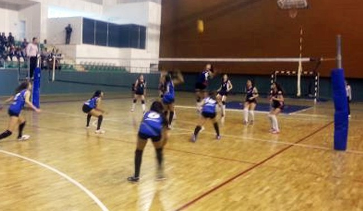 Bodrum\'lu Kızlar Yarı Finalde