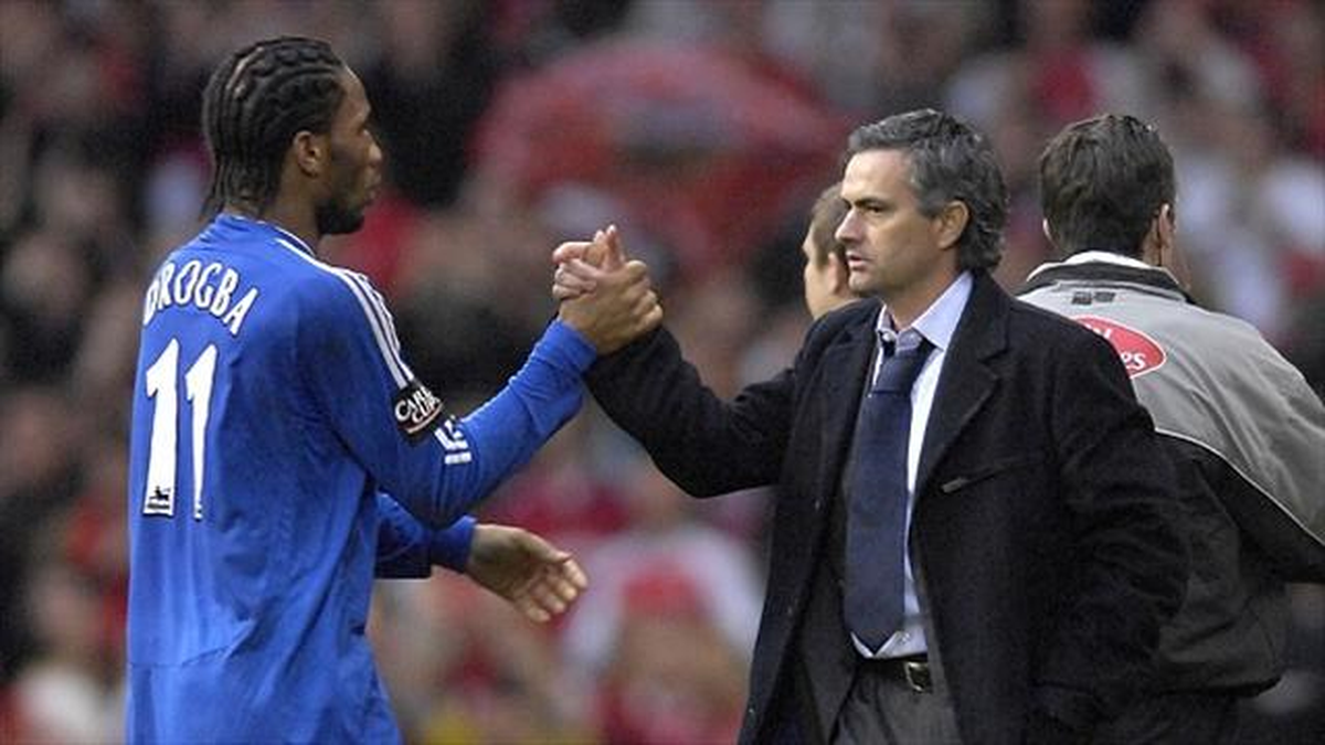 Chelsea Menajeri Jose Mourinho Didier Drogba\'ya Sms Attı
