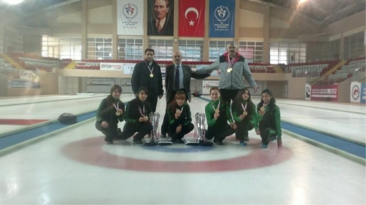 Curlingte Narmanspor Türkiye Şampiyonu