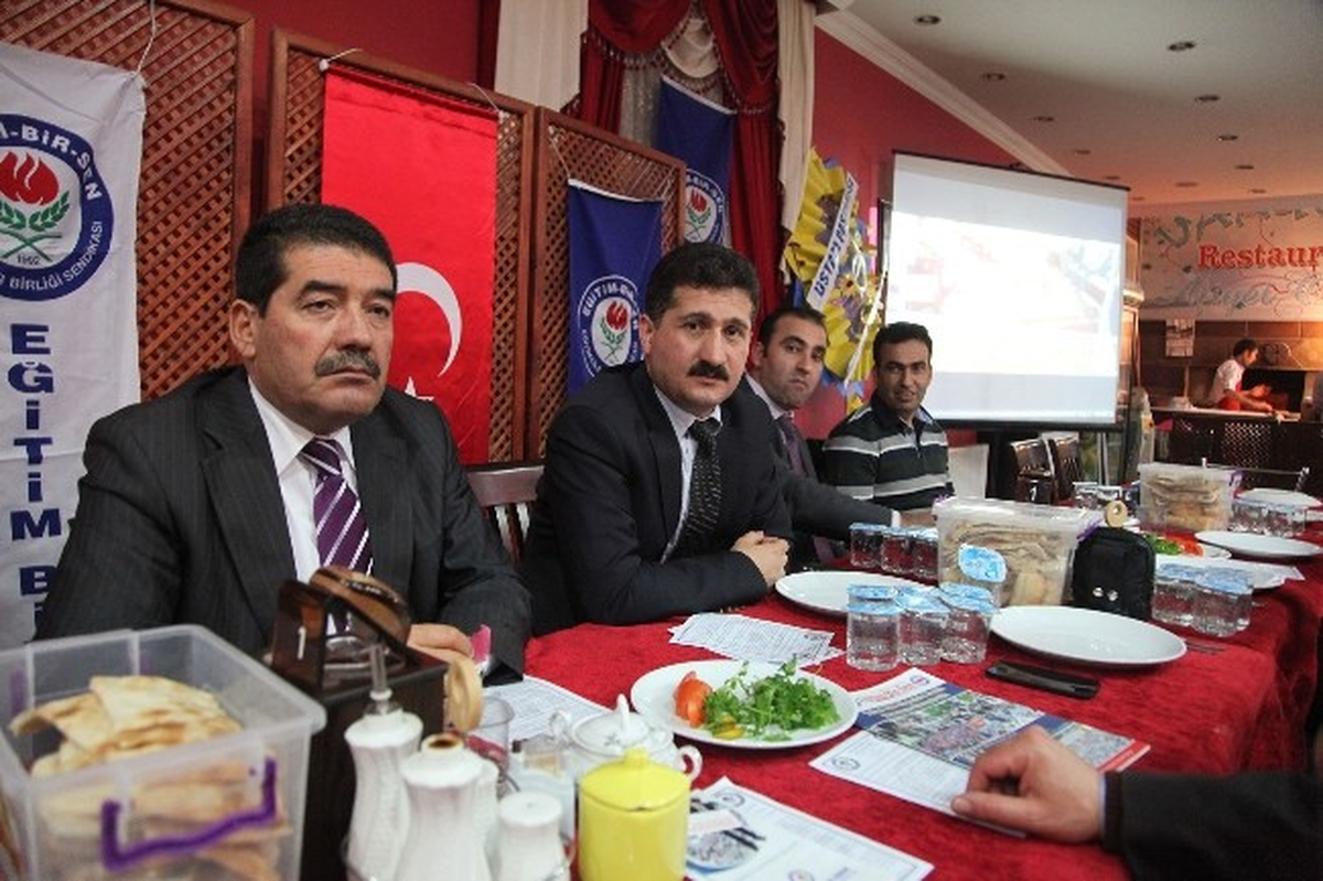 Eğitim-Bir-Sen\'den Dayanışma Gecesi