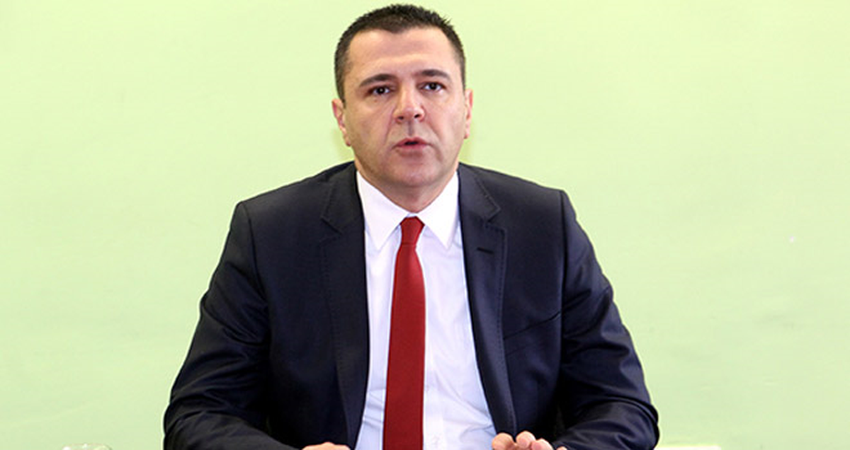 Etki Altında Kalmadan Yönetsinler"