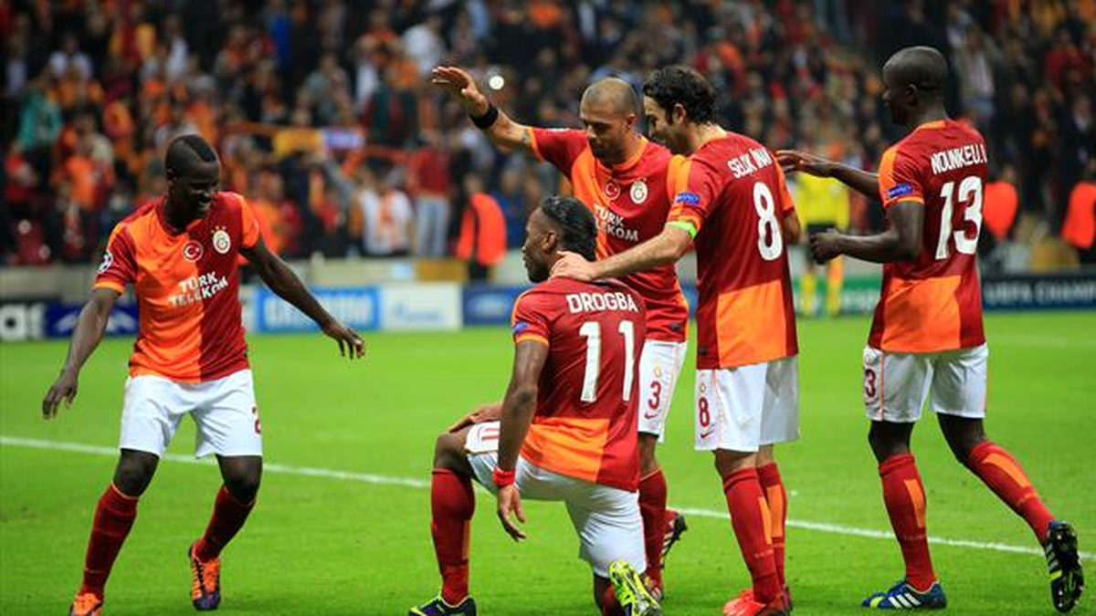 Galatasaray\'da Orta Saha Sıkıntısı