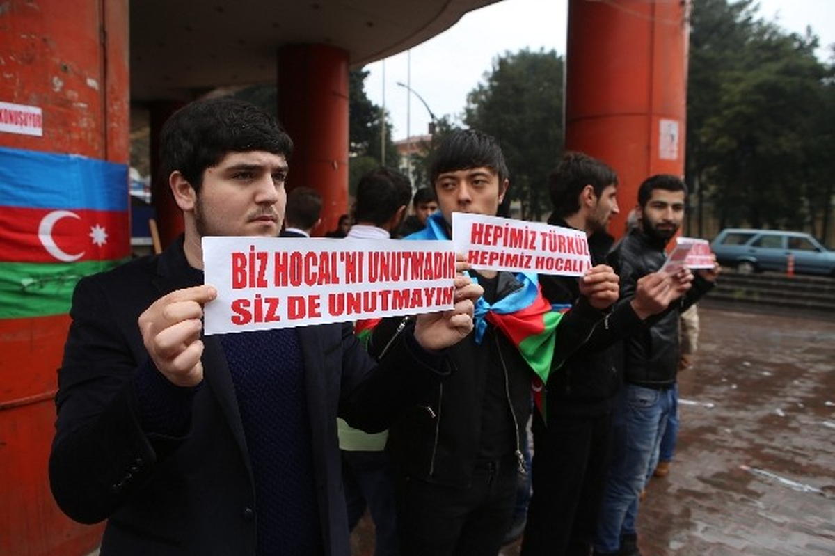 Hocalı\'yı Unutturmadılar