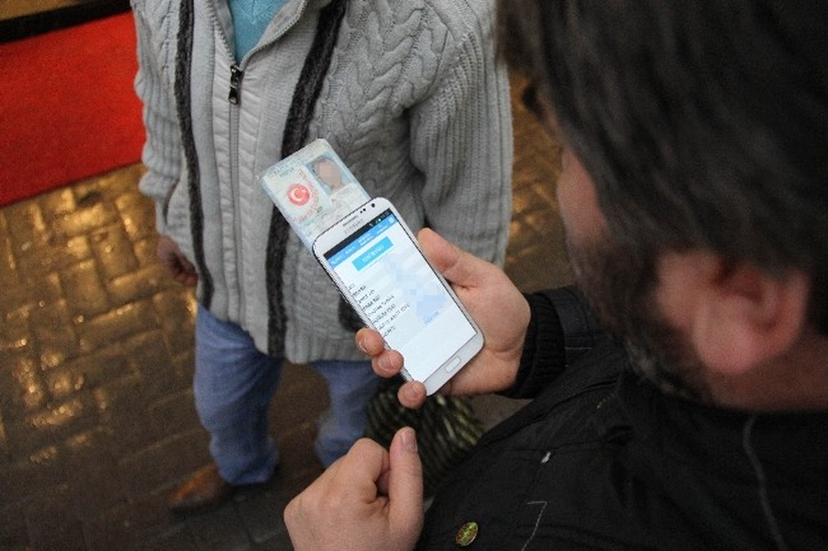 İlkadım Polisine Polnet Mobil Cihazı
