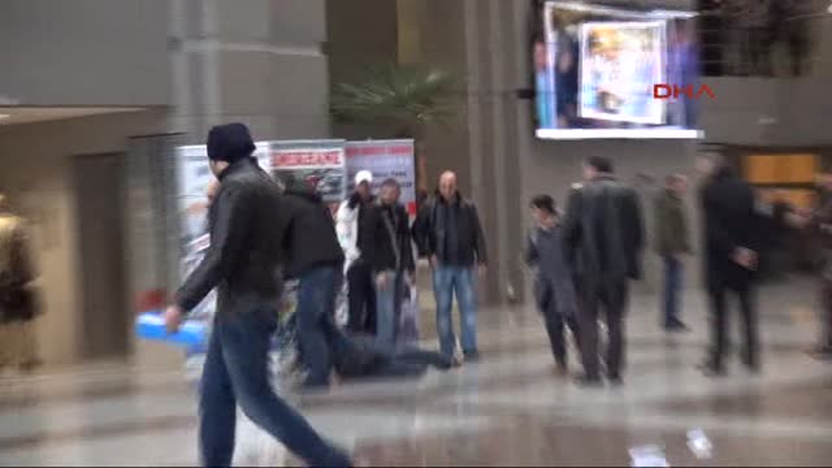 İstanbul Adliye Sarayında Arbede