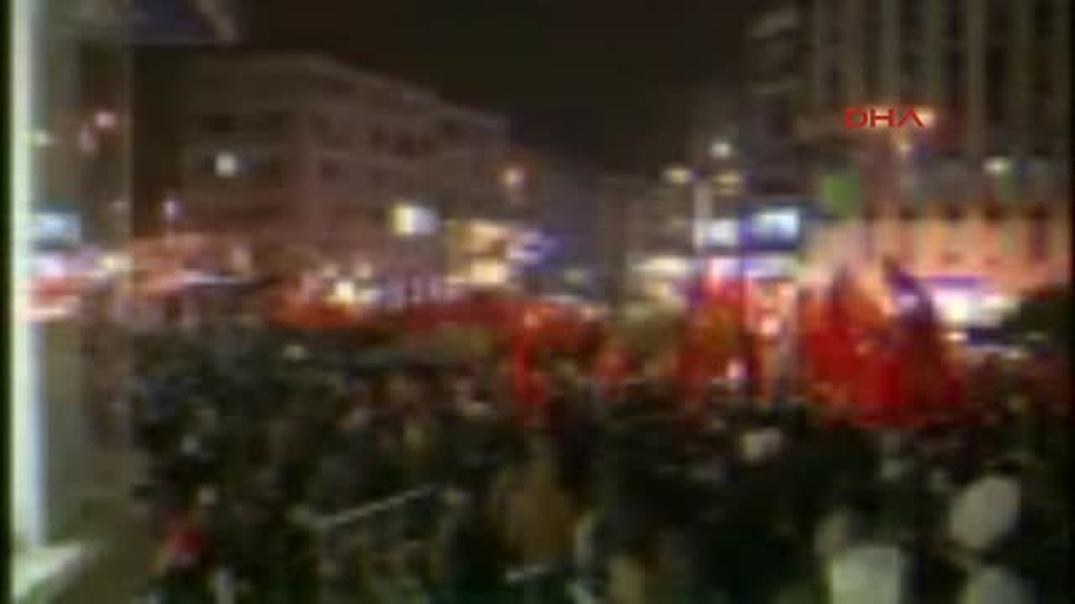 Kadıköy\'de Yolsuzluk Eylemi
