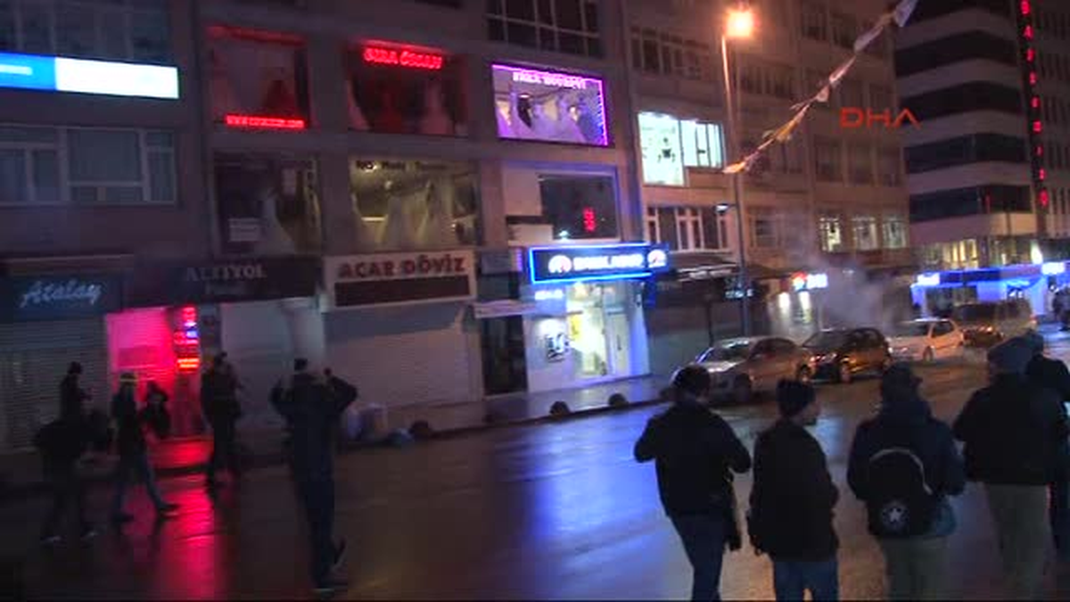 Kadıköy\'de Polis Müdahalesi