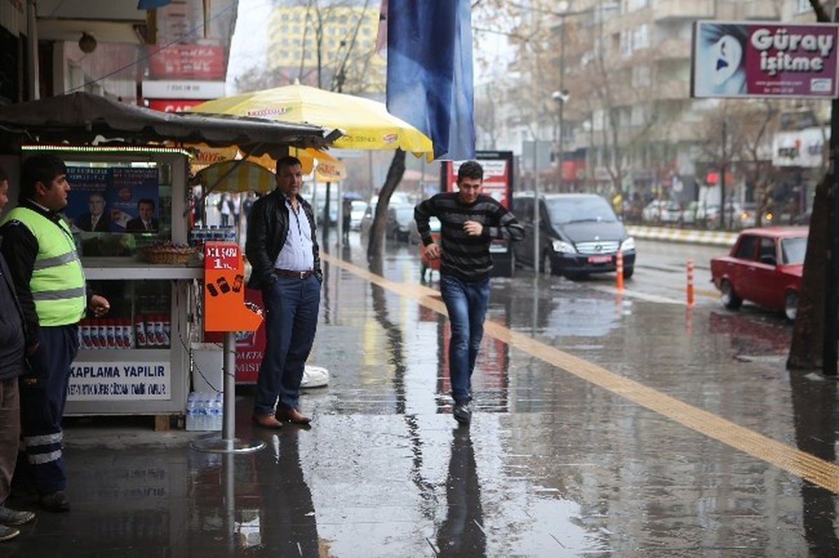 Kahramanmaraş\'ta Yağmur Sevinci