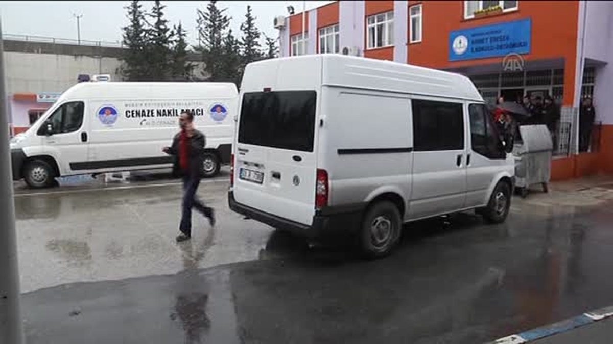 Mersin\'de Oğlunun Sınıfında Öldü